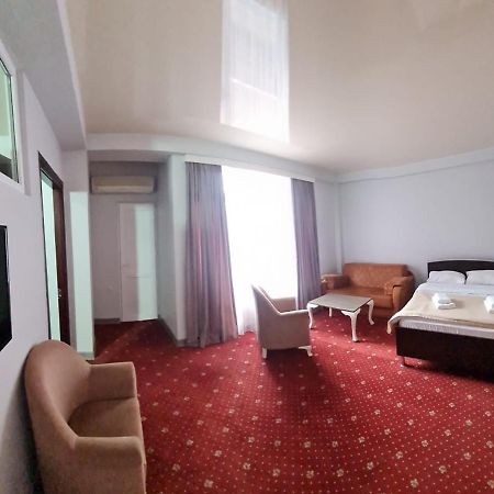 Hotel Genatsvale Batumi Eksteriør billede