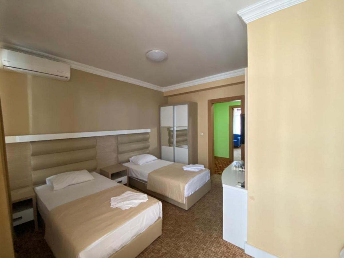 Hotel Genatsvale Batumi Eksteriør billede