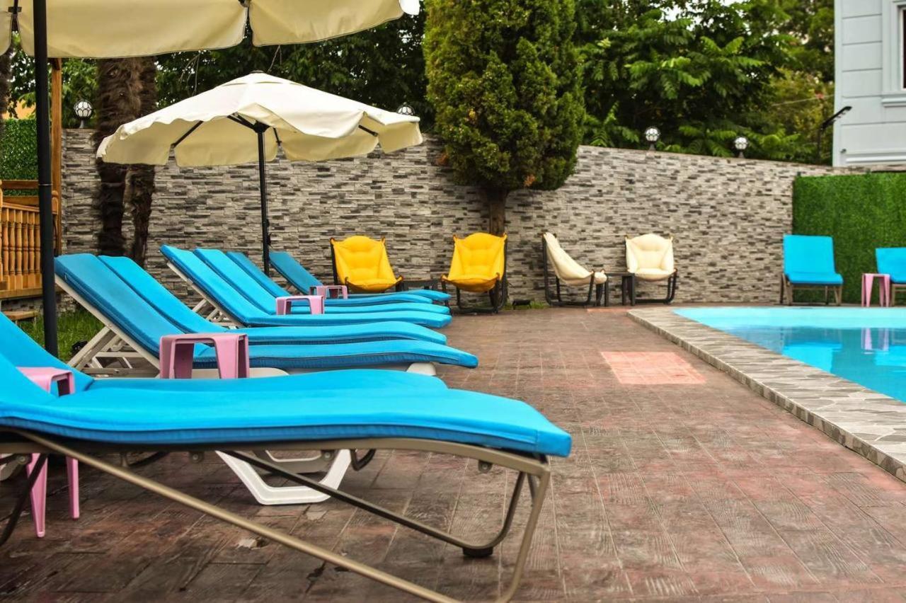 Hotel Genatsvale Batumi Eksteriør billede