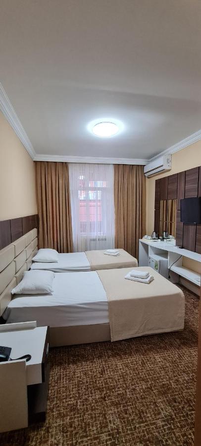 Hotel Genatsvale Batumi Eksteriør billede