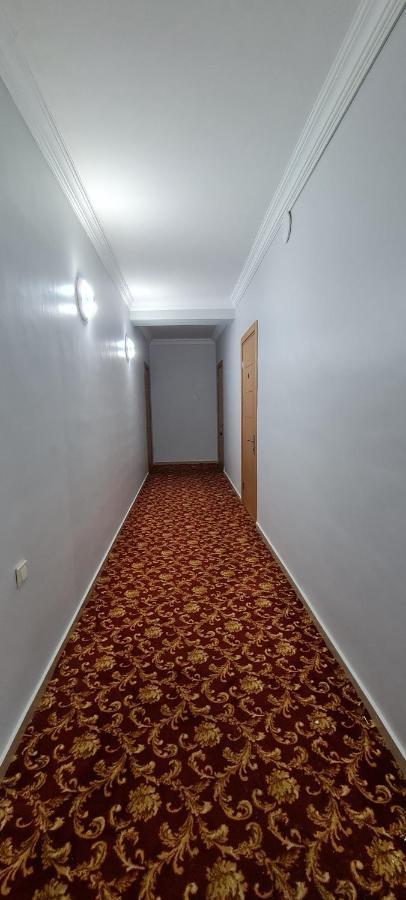 Hotel Genatsvale Batumi Eksteriør billede