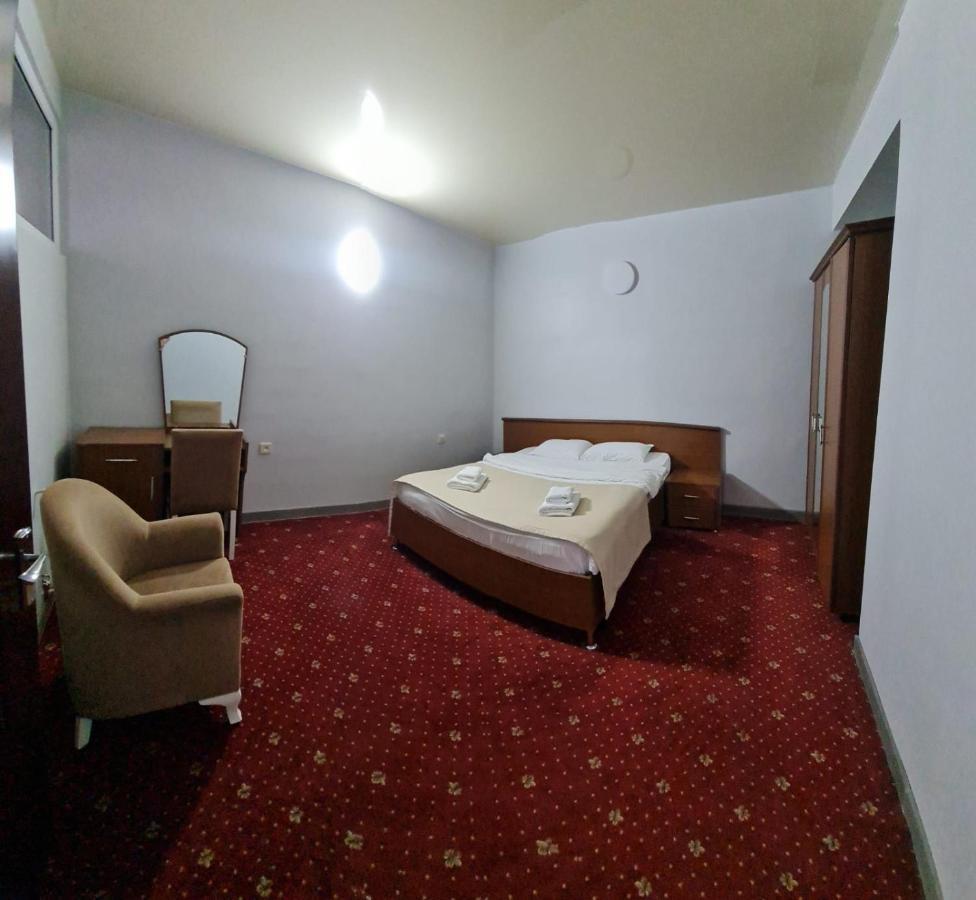 Hotel Genatsvale Batumi Eksteriør billede