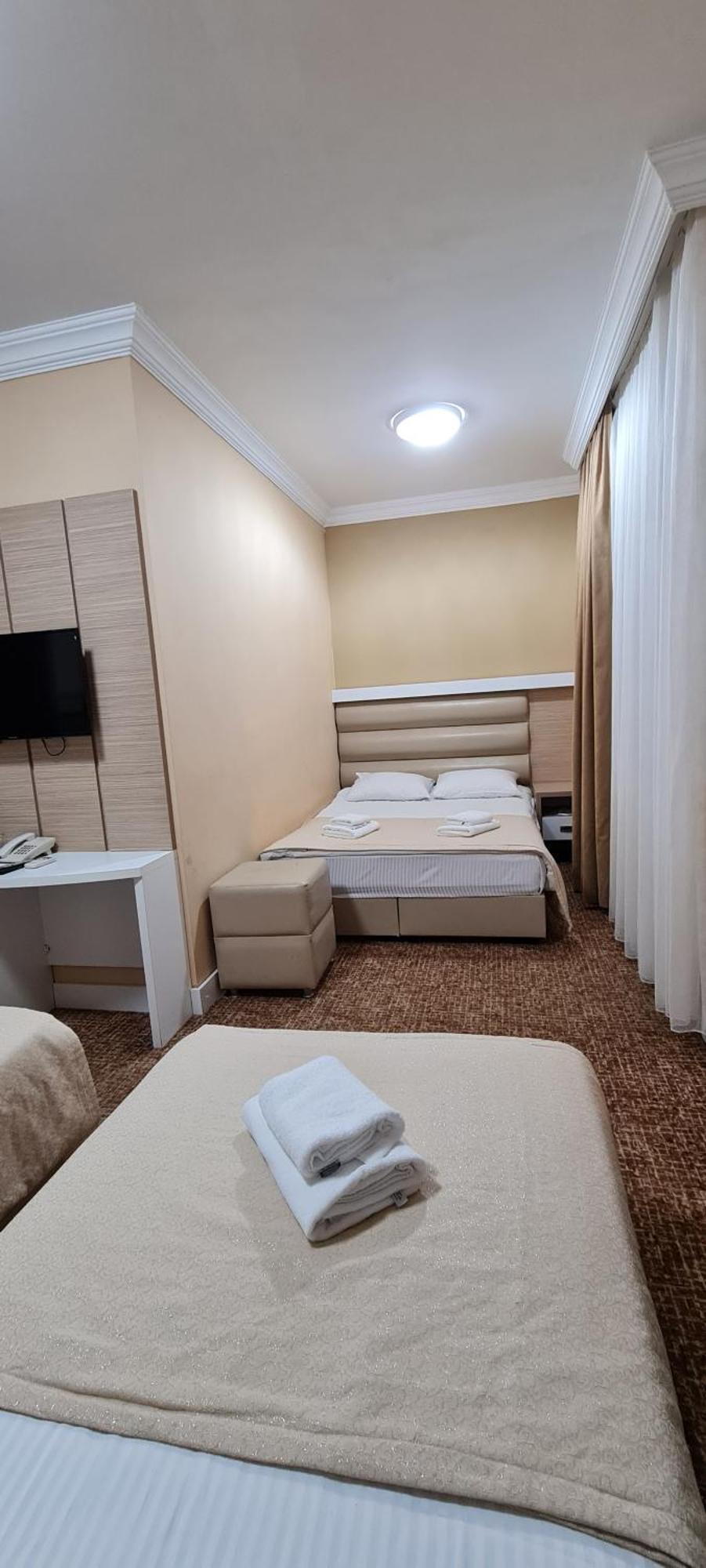 Hotel Genatsvale Batumi Værelse billede