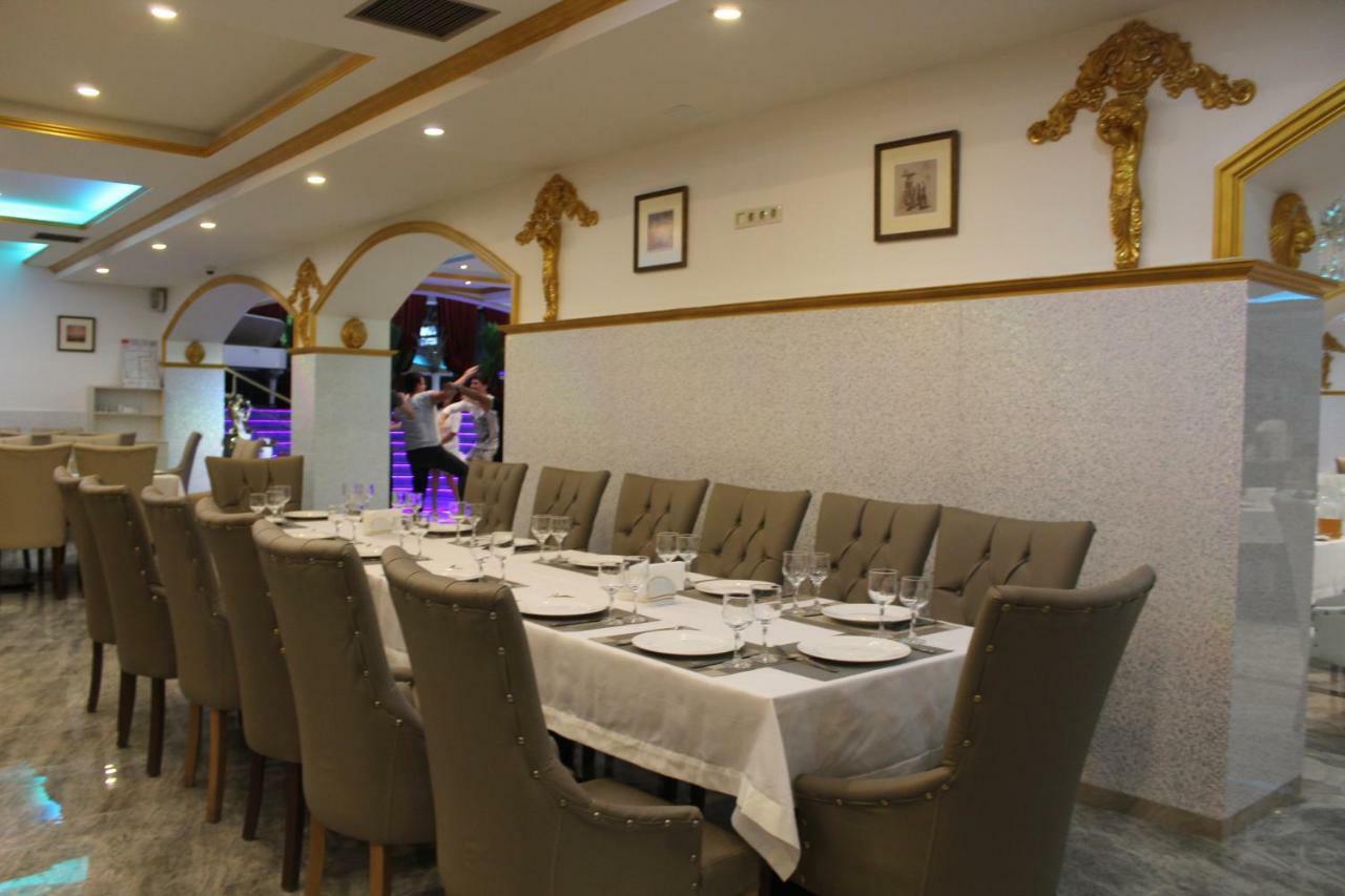Hotel Genatsvale Batumi Eksteriør billede